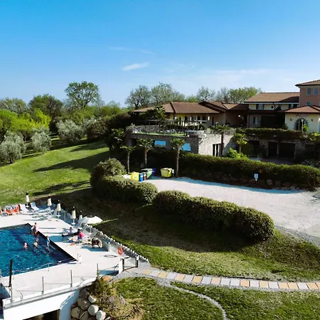 Garda Hill Boutique With Panoramic Pools E