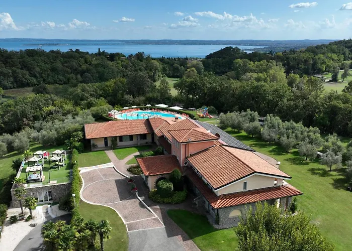 Garda Hill Boutique With Panoramic Pools E